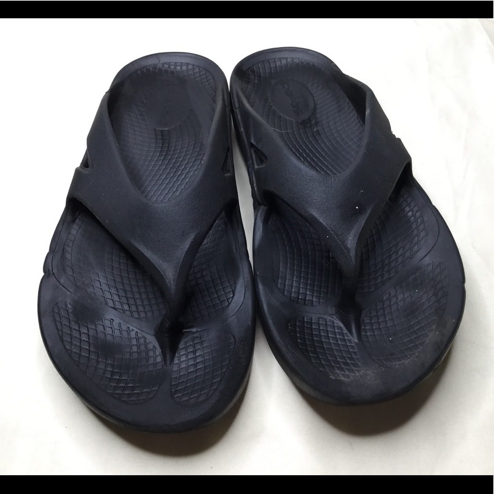 Oofos Ooriginal Recovery Flip Flops - 10